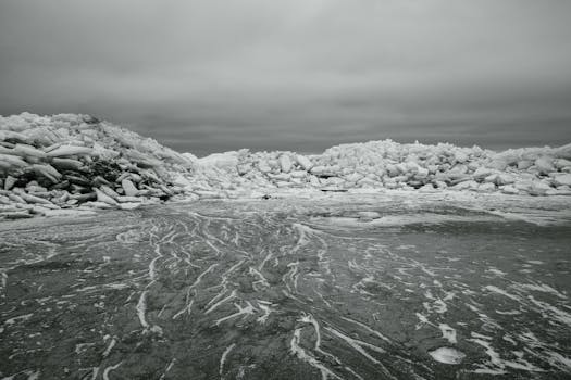 Decoding Dating App Icebreakers: Beyond the “Hey” to Real Connection